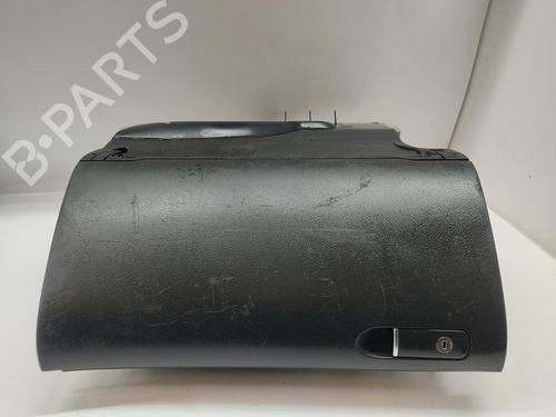 Handskerum AUDI A4 B6 (8E2) 1.8 T (150 hp) 31071908