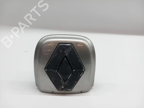 Used Tailgate handle Tailgate handle RENAULT CLIO II (BB_, CB_) [1998-2016] 34216064 34216064