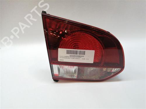Used Left tailgate light Left tailgate light 17052803 17052803