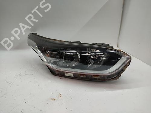 Used Right headlight Right headlight KIA CEED (CD) [2018-2026] 33623130 33623130