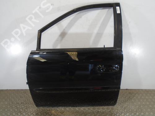 Used Left front door CHRYSLER VOYAGER IV (RG, RS) 2.5 CRD (141 hp) 8399375