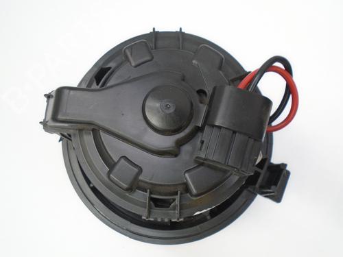 Heater blower motor PEUGEOT 208 I (CA_, CC_) 1.4 HDi | BP14027461M62 