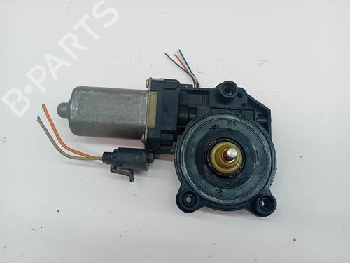 Right front window motor FORD FOCUS II Convertible 2.0 | BP38253165E20 - Image 1