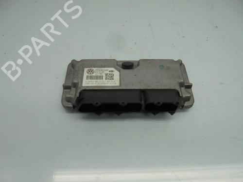 Used Engine control unit (ECU) VW POLO (9N_, 9A_) 1.4 16V (75 hp) 8694140