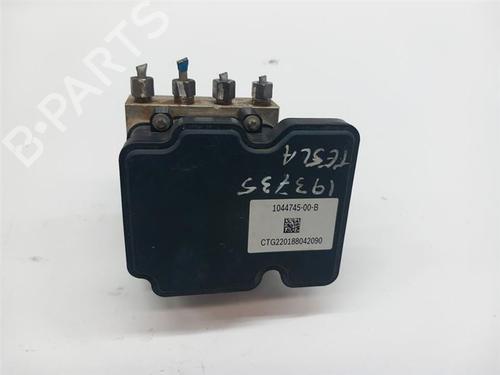 Control unit TESLA MODEL Y (5YJY) Long Range All-wheel Drive | BP37584378M11 - Image 3