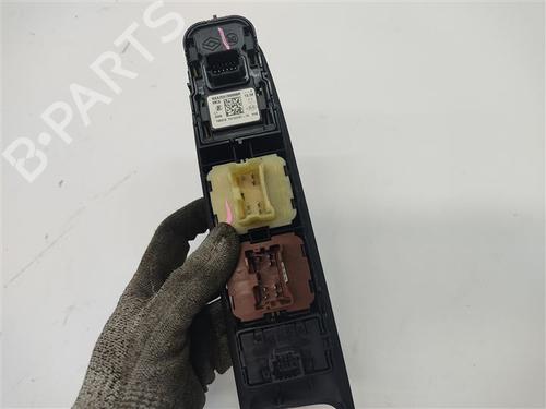 Left front window switch RENAULT CLIO IV (BH_) 0.9 TCe 90 (BHNF, BHMA, BHMH, BHJK, BHJR) | BP28041868I27 - Image 3