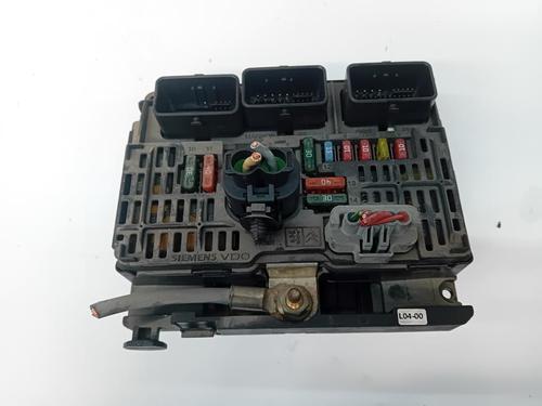 Used Fuse box Fuse box 37195298 37195298