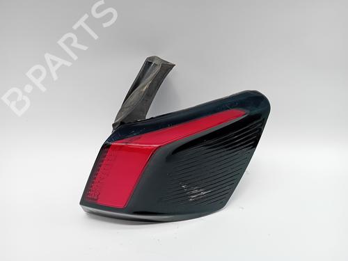Used Right taillight PEUGEOT 3008 II SUV (MC_, MR_, MJ_, M4_) 1.6 BlueHDi 120 (120 hp) 28706117