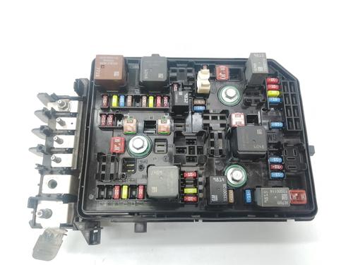 Used Fuse box OPEL ASTRA K (B16) 1.6 CDTi (68) (110 hp) 13517706
