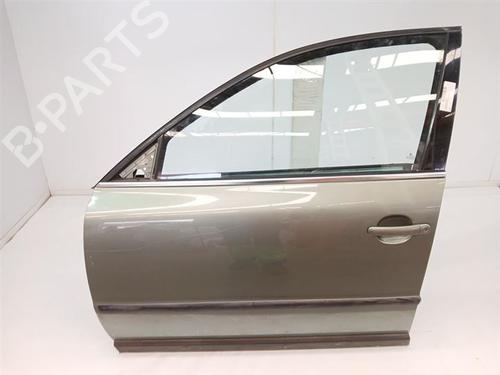 Used Left front door Left front door 35789420 35789420