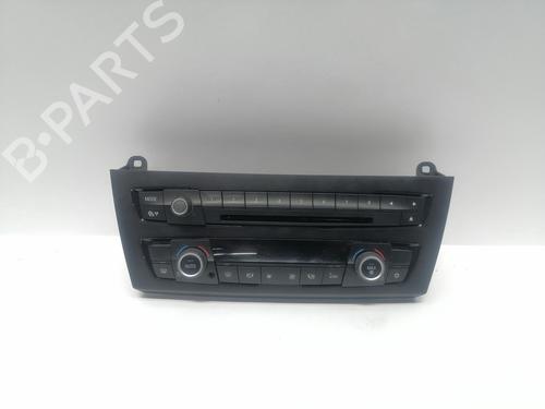 Used Radio BMW 1 (F20) 116 d (116 hp) 18966070