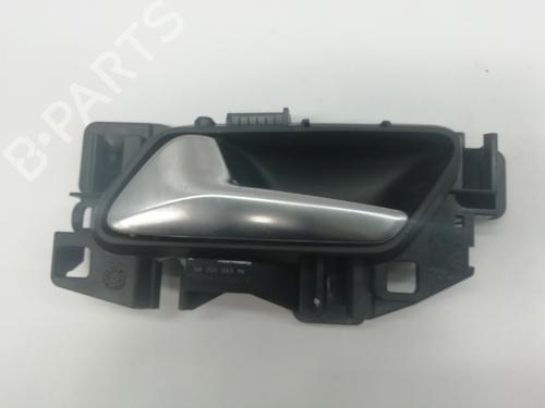Venstre fortil invendig håndtag PEUGEOT 208 II (UB_, UP_, UW_, UJ_) [2019-2025]  12520871
