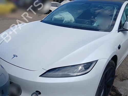Brugte TESLA MODEL 3 (5YJ3)    4613178