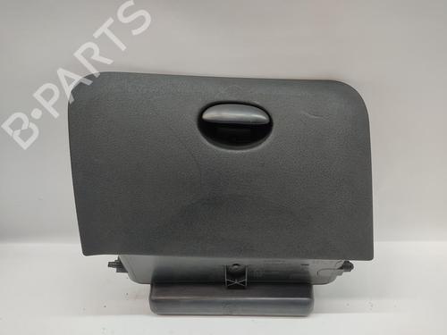 Used Glove box CITROËN C2 (JM_) 1.4 (73 hp) 30077682