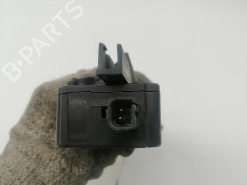 Trunk håndtak MERCEDES-BENZ M-CLASS (W163) ML 400 CDI (163.128) | BP10253466C132 