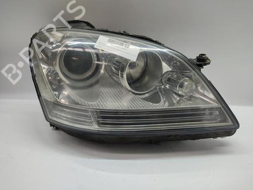 Lyskaster høyre MERCEDES-BENZ M-CLASS (W164) ML 320 CDI 4-matic (164.122) (224 hp) 30506774