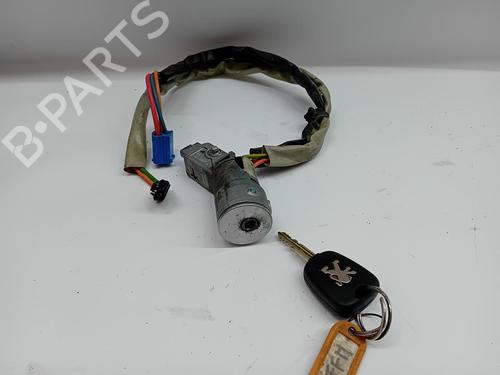 Used Ignition barrel PEUGEOT PARTNER MPV (5_, G_) [1996-2025]  31071932
