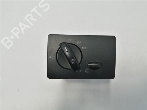 Used Headlight switch Headlight switch 19055858 19055858