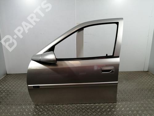 Used Left front door Left front door OPEL VECTRA B Hatchback (J96) 1.8 i 16V (F68) (116 hp) 11055018 11055018