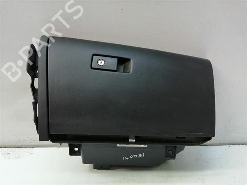 Used Glove box Glove box VOLVO XC60 II (246) D3 (150 hp) 16842691 16842691
