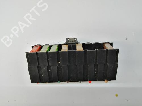 fuse-box-citroen-c4-i-lc_-2004-2005-2006-2007-2008-2009-2010-2011-2012-2013-2014-31175165 main image
