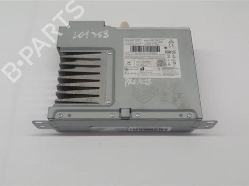Used Radio Radio 30196737 30196737