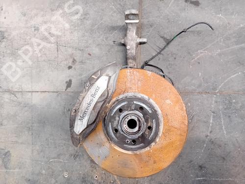 Used Right front steering knuckle MERCEDES-BENZ GLC (X253) 220 d 4-matic (253.915) (194 hp) 28425365
