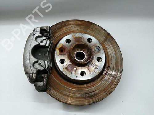 Used Left front steering knuckle NISSAN JUKE (F16_) [2019-2026]  32999604