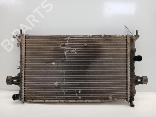 Used Water radiator Water radiator 37181989 37181989