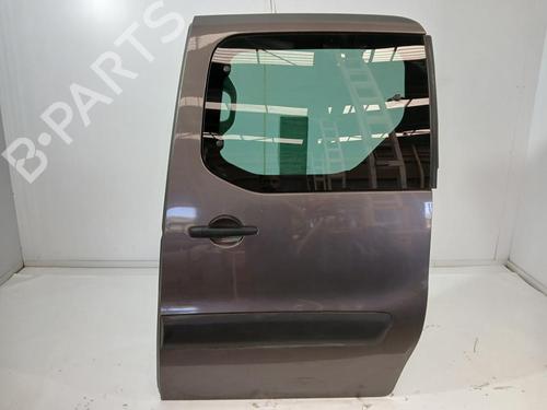 Used Left slide door Left slide door 37033020 37033020