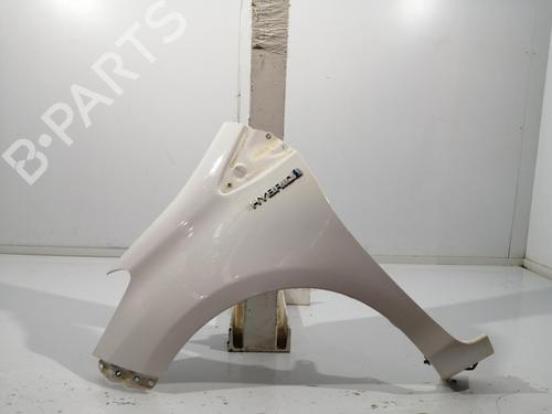 Used Left front fenders TOYOTA YARIS (_P13_) 1.5 Hybrid (NHP130_, NHP130) (101 hp) 28326264
