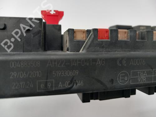 Fuse box LAND ROVER DISCOVERY IV (L319) 3.0 TD 4x4 | BP16538985E1 