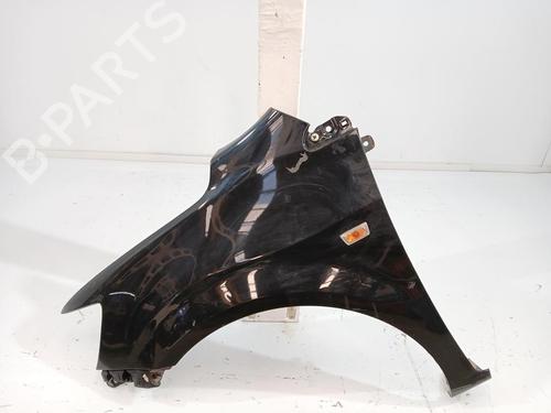 Used Left front fenders CHEVROLET AVEO Hatchback (T300) 1.2 (86 hp) 30615889