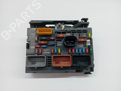 Used Fuse box PEUGEOT 3008 I MPV (0U_) 1.6 HDi (109 hp) 32461397