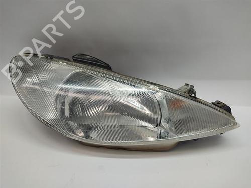 Used Right headlight Right headlight PEUGEOT 206 Hatchback (2A/C) 1.4 LPG (75 hp) 30545083 30545083