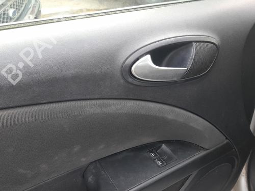 Radio SEAT LEON (1P1)  | BP21549402E6 