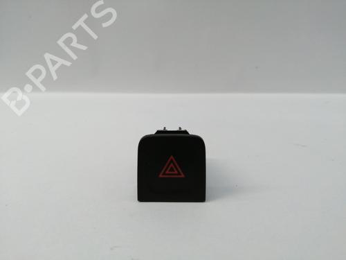 Used Warning switch RENAULT KADJAR (HA_, HL_) 1.6 dCi 130 (HLA4) (130 hp) 15498238