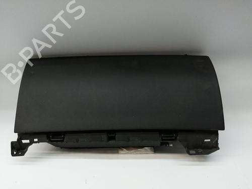 glove-box-tesla-model-3-5yj3-2017-34275317 main image