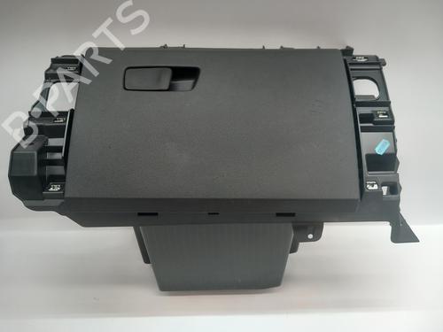 Used Glove box RENAULT TRAFIC III Van (FG_) [2014-2025]  21762406