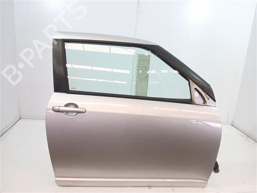 Dør højre fortil Dør højre fortil SUZUKI SWIFT III (MZ, EZ) 1.3 (RS413, ZC11S) (92 hp) 39699451 39699451