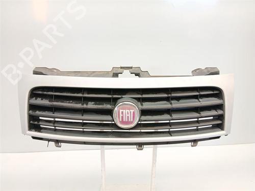 Grill Grill FIAT SCUDO Van (270_, 272_) 1.6 D Multijet (90 hp) 35905333 35905333