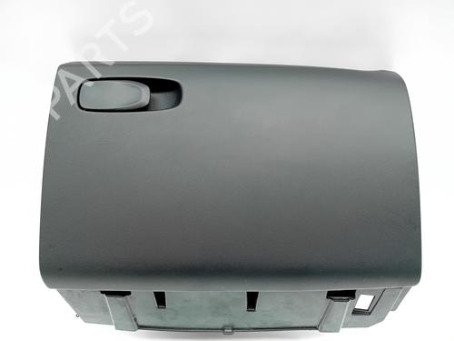 Used Glove box VOLVO V40 Hatchback (525) D2 (114 hp) 18917469