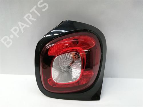 Used Right taillight Right taillight SMART FORFOUR Hatchback (453) 1.0 (453.042, 453.043) (71 hp) 15558469 15558469