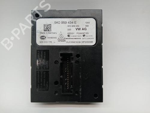 Used Electronic module Electronic module 38254228 38254228