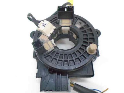 Kontantrulle Airbag /Stelring NISSAN JUKE (F15) 1.2 DIG-T (115 hp) 6419739