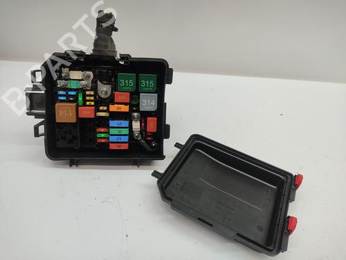 Used Fuse box CITROËN C4 III (BA_, BB_, BC_) [2020-2025]  29588264