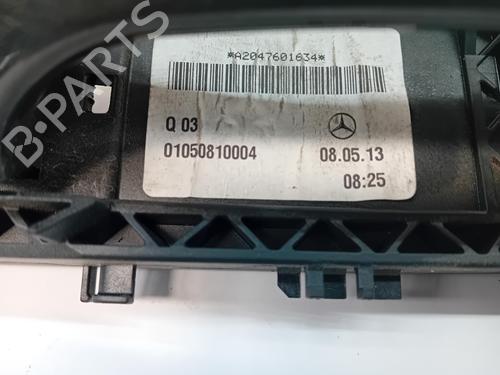 Front right exterior door handle MERCEDES-BENZ C-CLASS (W204) C 180 CDI (204.000) | BP21138757C129 