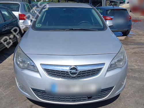 Used Parts OPEL ASTRA J Sports Tourer (P10) 4617508