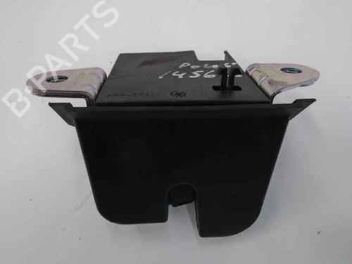 Used Tailgate lock VW POLO VI (AW1, BZ1, AE1) 1.0 TSI (95 hp) 7122085