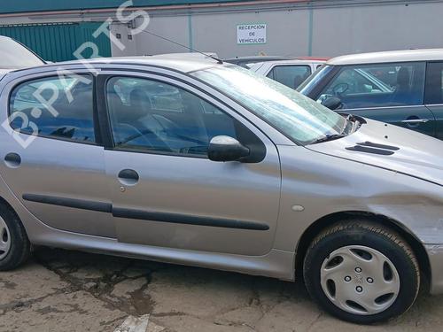 Høyre baklys PEUGEOT 206 Hatchback (2A/C) 1.9 D | BP30467578C35 